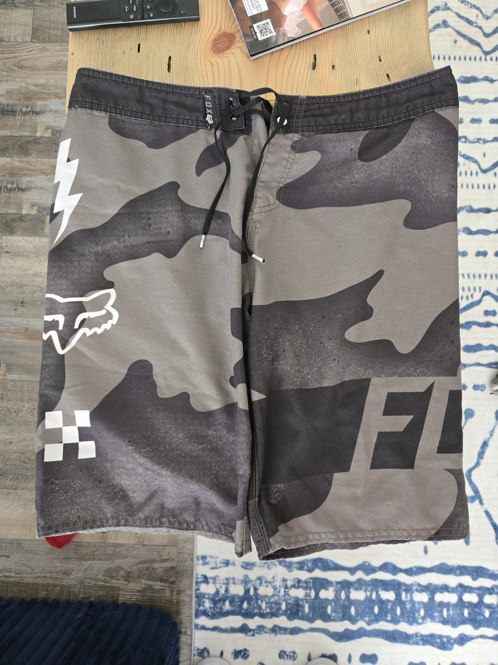 Fox Men's Gray & Black Camo Swim Board Shorts